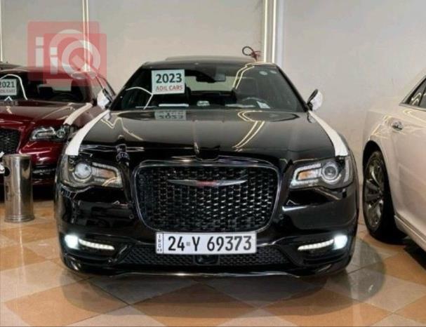 كرايسلر 300
